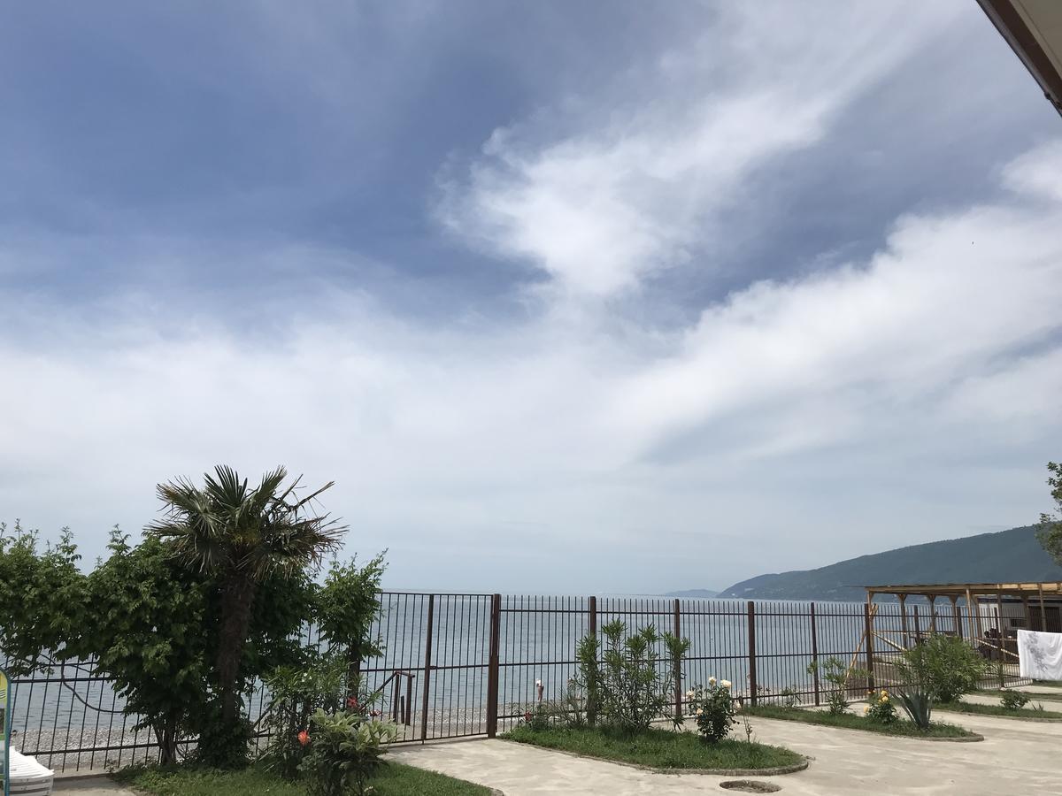 Hotel Davel Gagra Exteriér fotografie