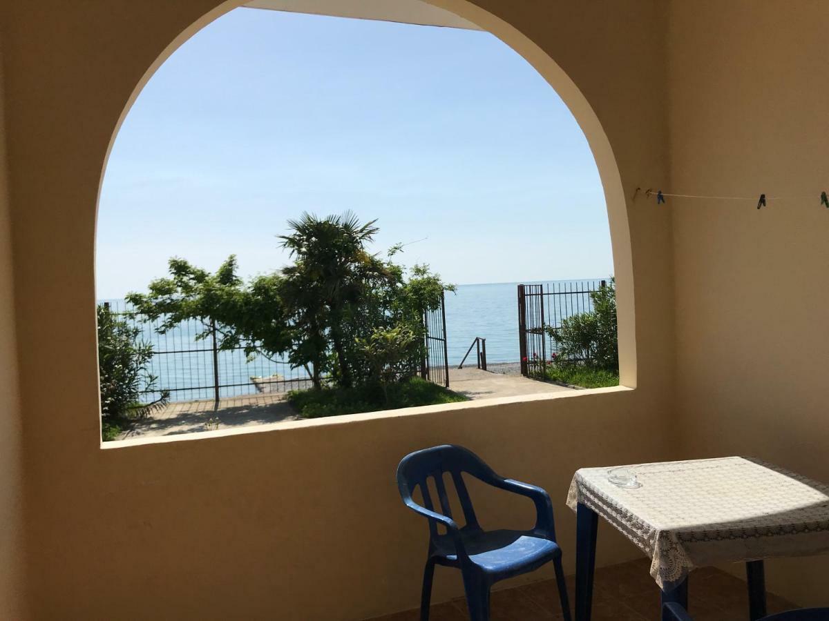 Hotel Davel Gagra Exteriér fotografie
